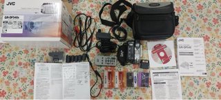 Videocámara JVC GR-DF540E