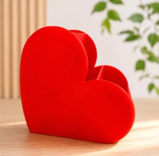 Organizador de maquillaje corazón rojo