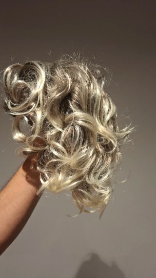 Peluca rubia Olivia Newton-John
