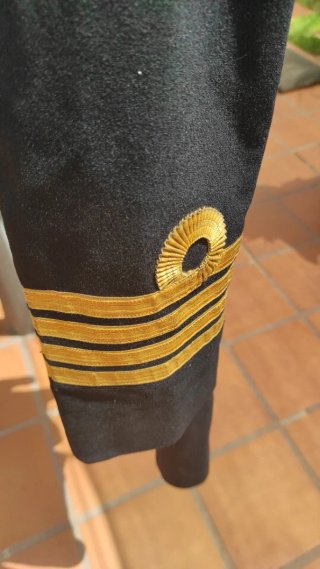 Levita Militar Armada Española Capitán Navío