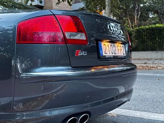 Audi S8 5.2 V10 quattro tiptronic
