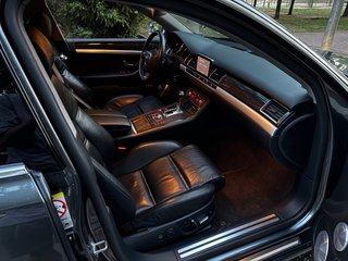Audi S8 5.2 V10 quattro tiptronic