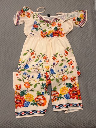 Mono floral blanco mujer