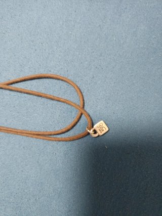 Collar largo con abalorios y dijes