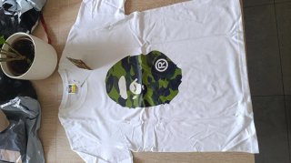 Camiseta Bape Verde y Blanca Talla L