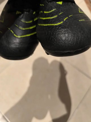 Botas de fútbol Adidas Predator Negras y Verde