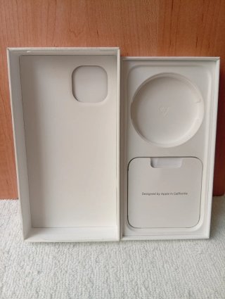 Caja IPHONE 15 PLUS