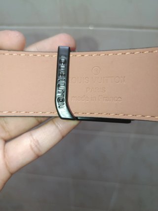 Cinturón Louis Vuitton Monogram Negro Gris