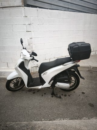 Honda SH 125i 2015 Blanca 36.800km