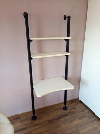 Escritorio y silla regulable