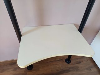 Escritorio y silla regulable