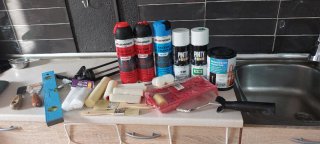 Lote Pintura Spray y Barniz