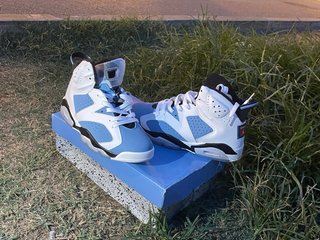 Jordan Air 6 Retro Azul Blanco