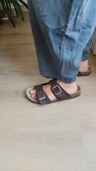 Pantalones bombachos con cordones y bolsillos