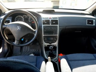 Centralita peugeot 1149782 9644606180 307 break /