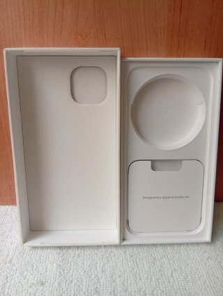Caja IPHONE 15 PLUS
