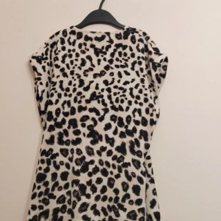 2 Blusas Zara "Talla L " precio de 5€ por las 2 .