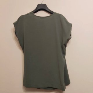 2 Blusas Zara "Talla L " precio de 5€ por las 2 .