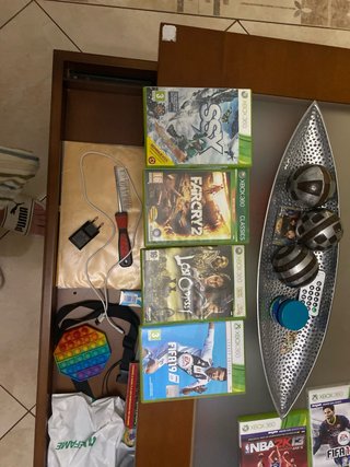 Xbox 360 con 14 juegos que se pueden vender suelto