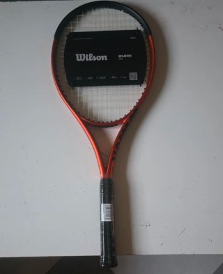 Raqueta Wilson Burn 100 sin usar