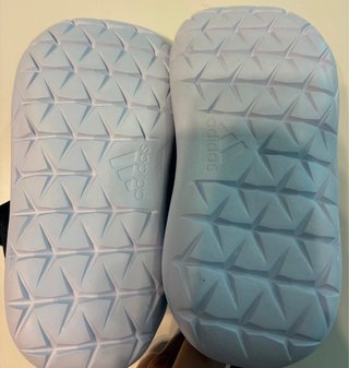 Chanclas Adidas  Negras-Talla26