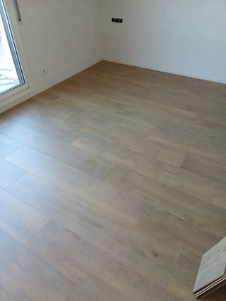 Montaje suelo laminado y SPC