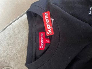 Camiseta Supreme Negra