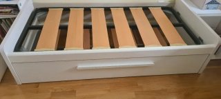 Estructura de cama doble con somier