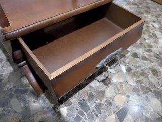 Galan de noche madera con cajón