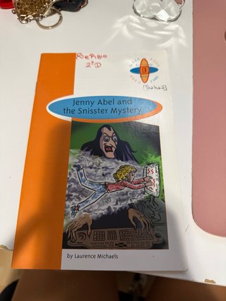 Libro Inglés “Jenny Abel and the Snisster Mystery”