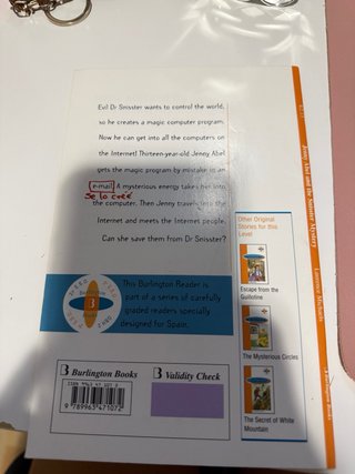 Libro Inglés “Jenny Abel and the Snisster Mystery”