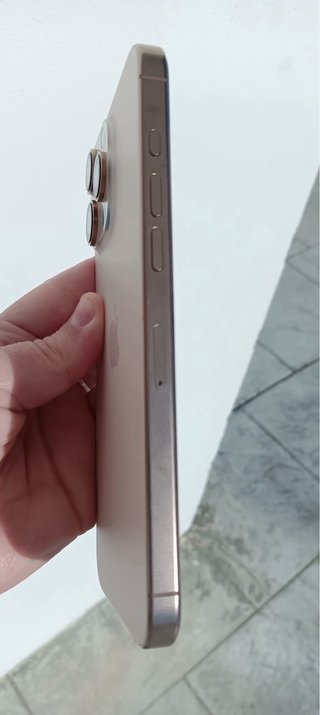 iPhone 16 Pro Max 256GB Dorado