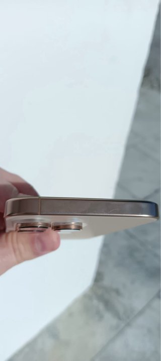 iPhone 16 Pro Max 256GB Dorado