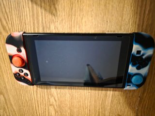 Nintendo Switch + Funda My Hero Academia y Juegos