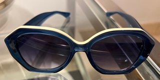 Gafas de sol Tiwi azules y blancas