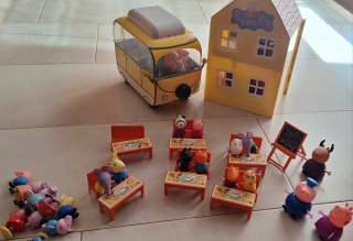 Juguetes Peppa Pig: Casa y caravana