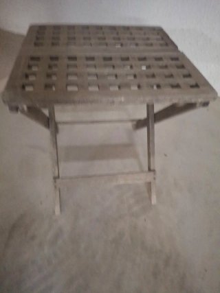 Mesa plegable de madera maciza