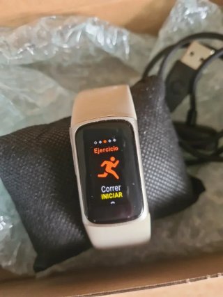 Google Fitbit Charge 5 GPS