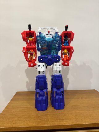 Juguete robot transformable