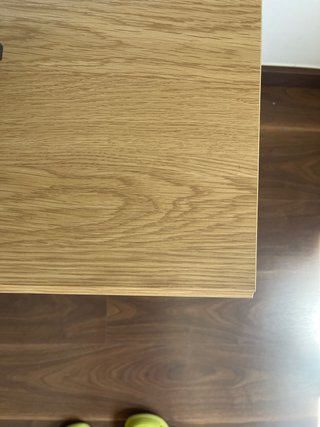 Mueble TV negro y marrón