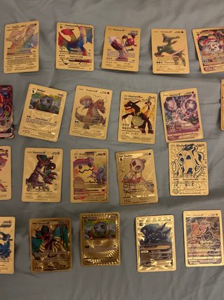 Cartas Pokémon Doradas Son replicas 1€ cada una