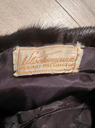 Gorro de piel auténtica marrón oscuro