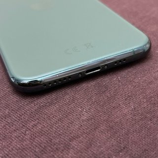 iPhone 11 Pro 256 GB 84% Batería verde