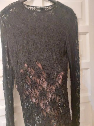 Top encaje negro Zara Talla M
