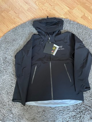 Chaqueta Arc'teryx GORE-TEX Negra