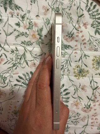 iPhone 12 128 GB  Bateria 77%