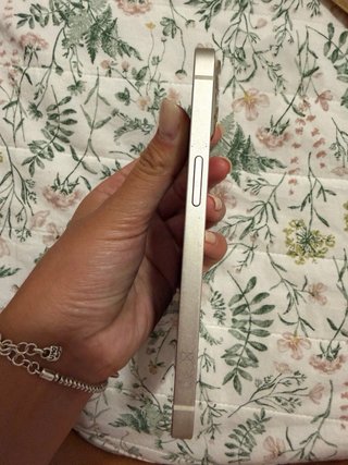 iPhone 12 128 GB  Bateria 77%
