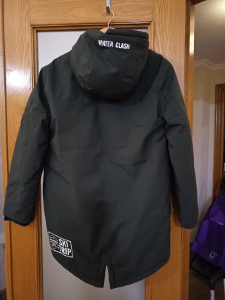 Abrigo Mayoral verde talla 16 años