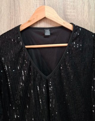 Top negro lentejuelas escote V Shein talla L NUEVO