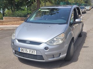 Ford Smax